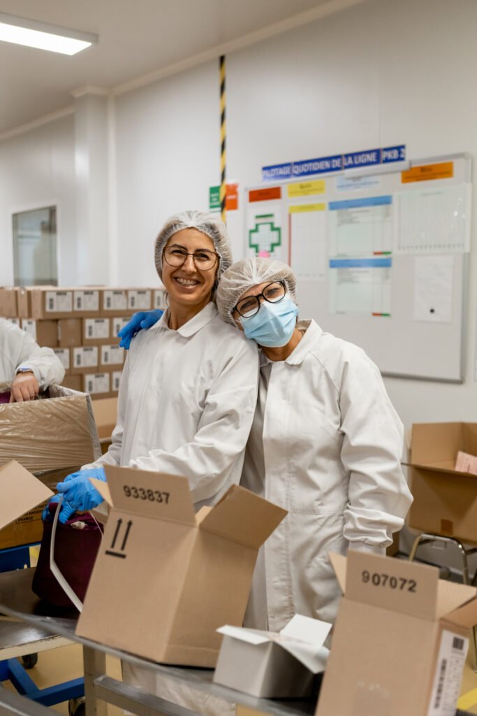 Photographe reportage métier Lille - Laboratoire pharmaceutique Mayoly à Dammarie-les-Lys - Photo industrielle